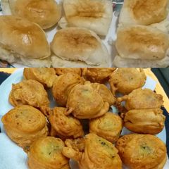 A picture of Vada Pav.