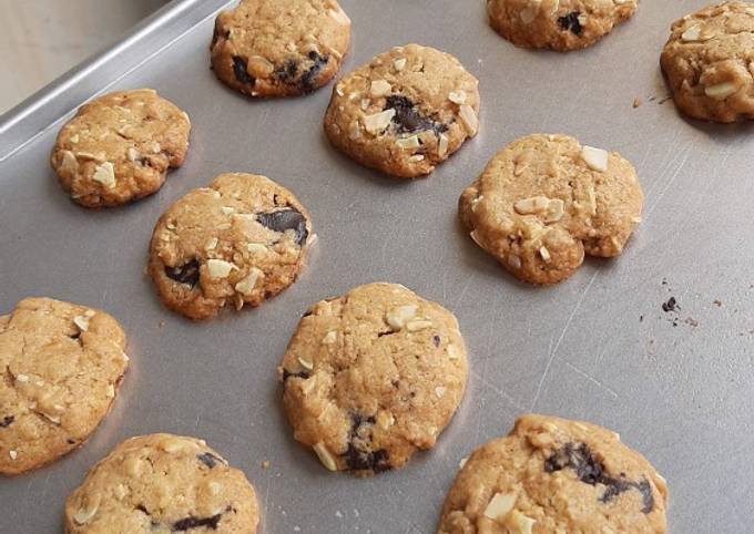 Chocolate Chip Cookies