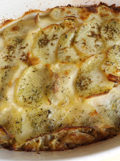 Una foto de Pastel de pollo y patatas