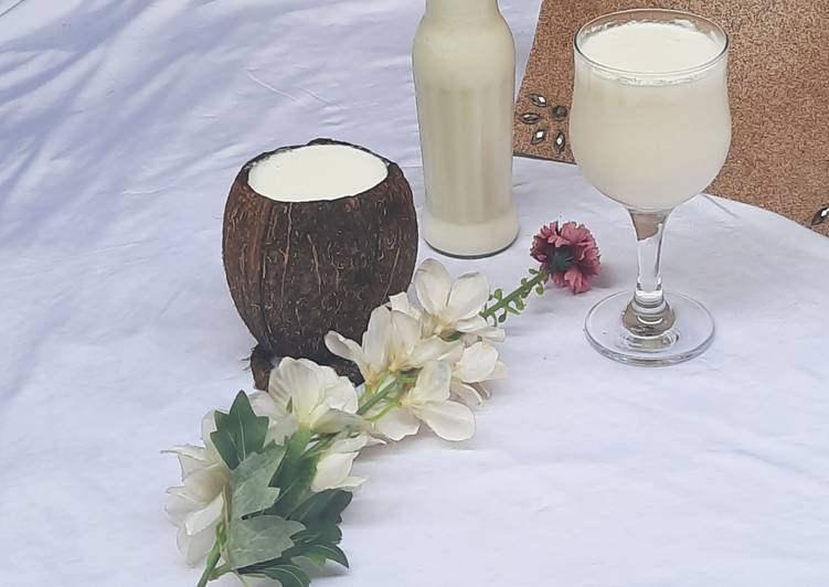 Recipe of Super Quick Homemade Coconut juice 🥥