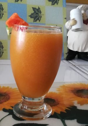 Una foto de Batido Tres L (Lechosa, Lechuga y Limón)
