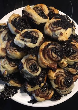 Mini kakaós csigák leveles tésztából recept fotója