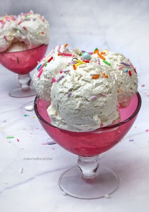 A picture of Vanilla ice cream.