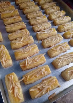 Foto resep Kastengel irit tp ngeju renyah dan lumer 😜😜