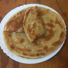 A picture of Chapatis.
