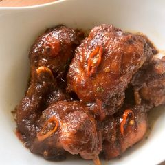 Sweet Soy Sauce Chicken A picture of Sweet Soy Sauce Chicken.