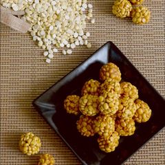 A picture of Fried Gram Ladoo.