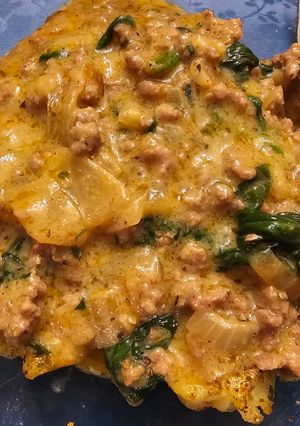 A picture of Beef, Spinach, and Onion Gravy.