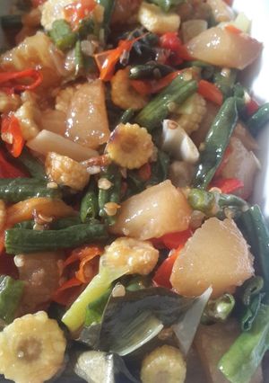 Foto resep TUMIS KIKIL JELETOT... By. Dapoer Linggar