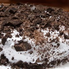 A picture of Biscuit cake.