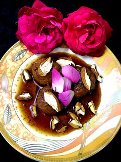 A picture of Jaggery Rasgulla.