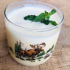 A picture of Peach shake.