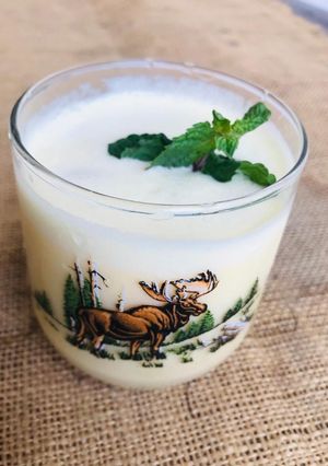 A picture of Peach shake.