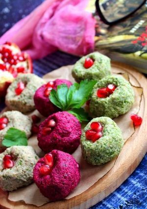Фото Закусочні святкові кульки (пхалі).