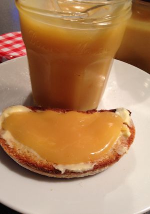 A picture of Lemon Curd.