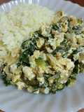 Huevos Revueltos con Acelga y Zucchini