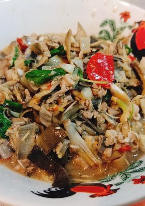 รูปของ ผัดหัวปลีหมูสับ