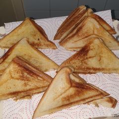 A picture of Crispy Sandwich #author marathon.