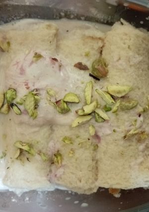 A picture of Malai roll.