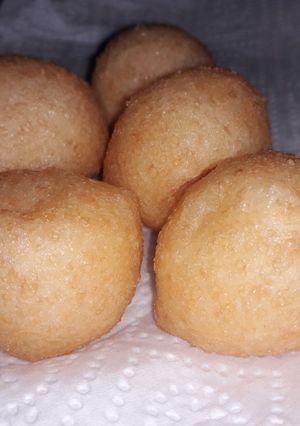 Gluténmentes sajtgolyó recept fotója