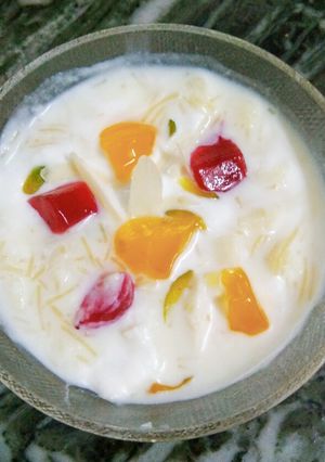 A picture of Vermicelli kheer.