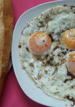 Hình của món Bánh mì ốp la.