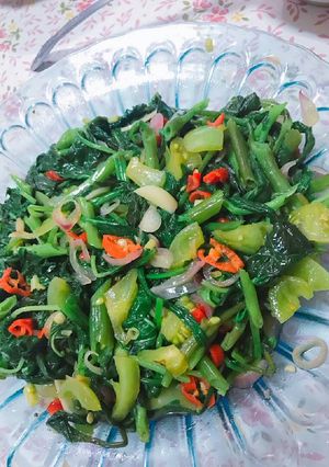Foto resep Bayam rebus sambal matah