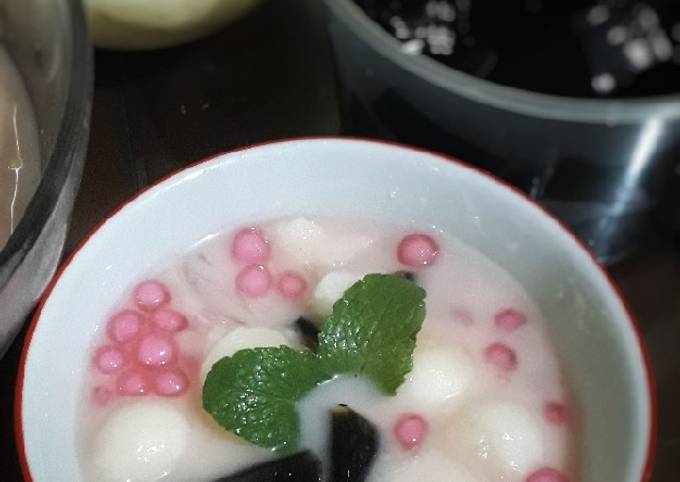 Resep Es Campur Cocopandan ala Momiera🍧, Enak