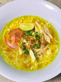 Foto resep Resep soto ayam bening kuning ala mamicay