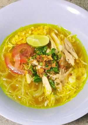 Foto resep Resep soto ayam bening kuning ala mamicay