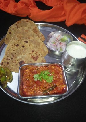 સેવ ભાજી(sevbhaji Recipe in gujarati) રેસીપી મુખ્ય ફોટો