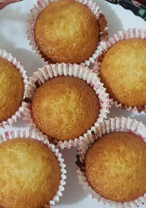 A picture of 💮💮coconut cup cakes 💮💮.