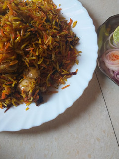 चिकन बिरयानी (Chicken biryani recepie in hindi) रेसिपी मुख्य फोटो
