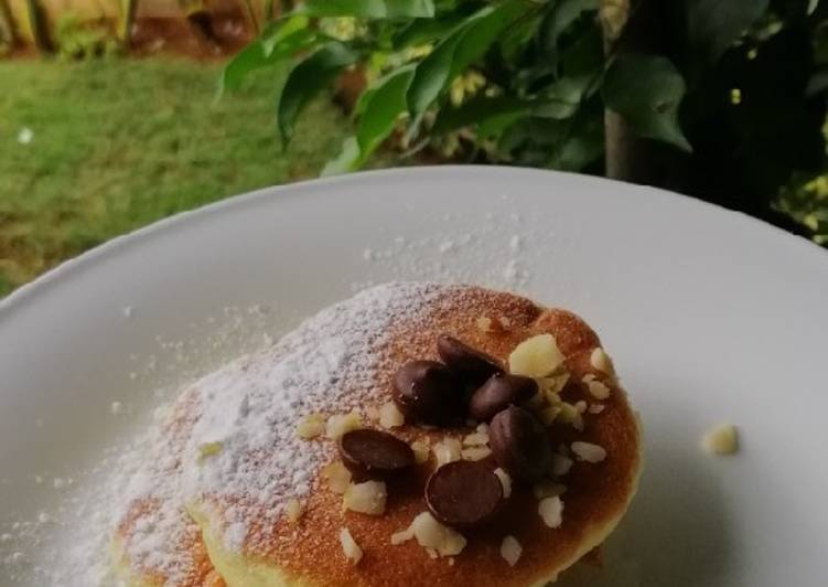Souffle Pancake or Fluffy Pancake