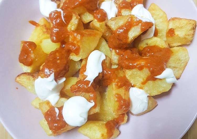 Patatas bravas