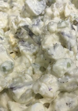 A picture of Old fashioned potato salad.