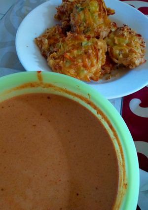 Foto resep Bakwan Sayur + Sambal Kacang
