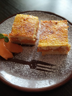 Túrós-barackos pite recept fotója