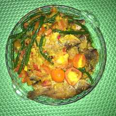 A picture of Pesmol ikan laut.