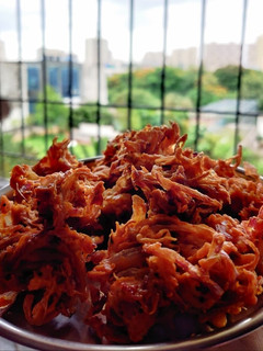 A picture of Onion Fritters.