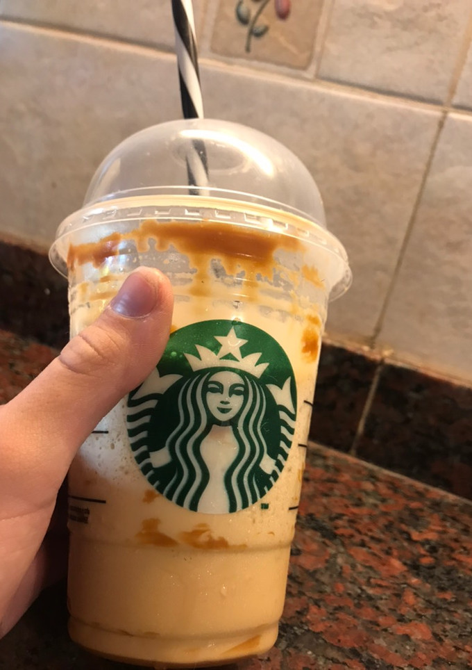 Una foto de Frapuccino de dulce de leche sin café