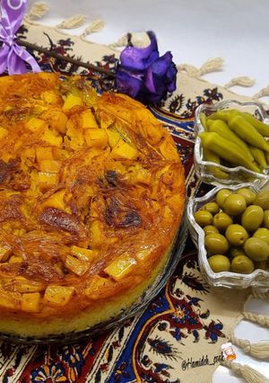 عکسی از دستور ته انداز مرغ و سیب زمینی😋