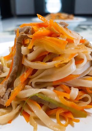 沙茶豬肉炒麵 的食譜成品照片
