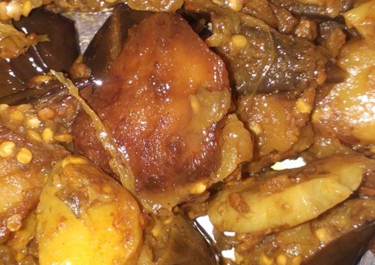 Step-by-Step Guide to Make Homemade Fried Aloo Baingan sabji