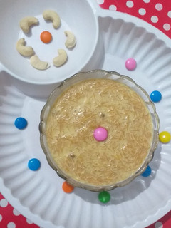 सेवई की कैरेमल खीर (Sevai ki caramel kheer recipe in hindi) रेसिपी मुख्य फोटो