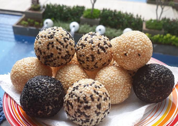 Recipe: Appetizing Sesame Ball /Bola Wijen /Kue Macho