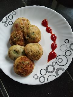 रव्याचे चमचमीत अप्पे रेसिपी चे मुख्य फोटो