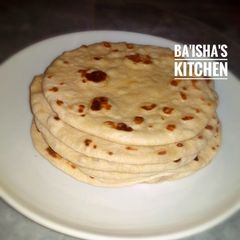 A picture of Mega Flat bread.