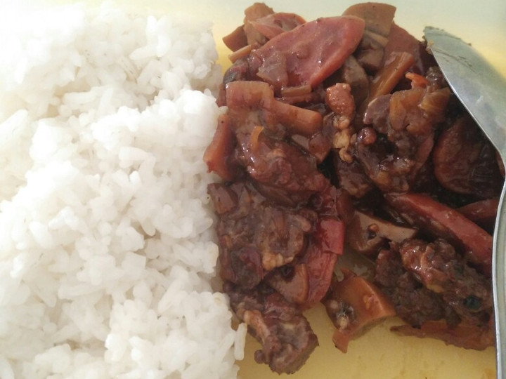 Resep Sapi, Jamur, Sosis Lada Hitam Anti Gagal