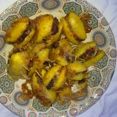 A picture of Stuffed potatoes.